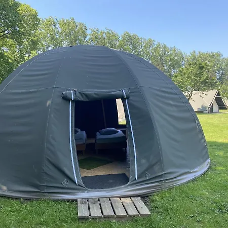 Bed and breakfast Hebergements Insolites - Etretat Aventure Les Loges (Seine-Maritime)