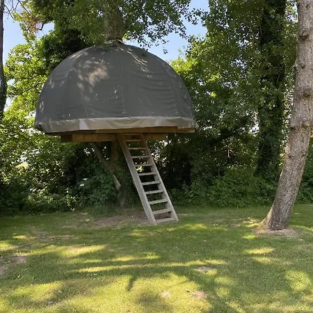 Bed and breakfast Hebergements Insolites - Etretat Aventure Les Loges (Seine-Maritime)